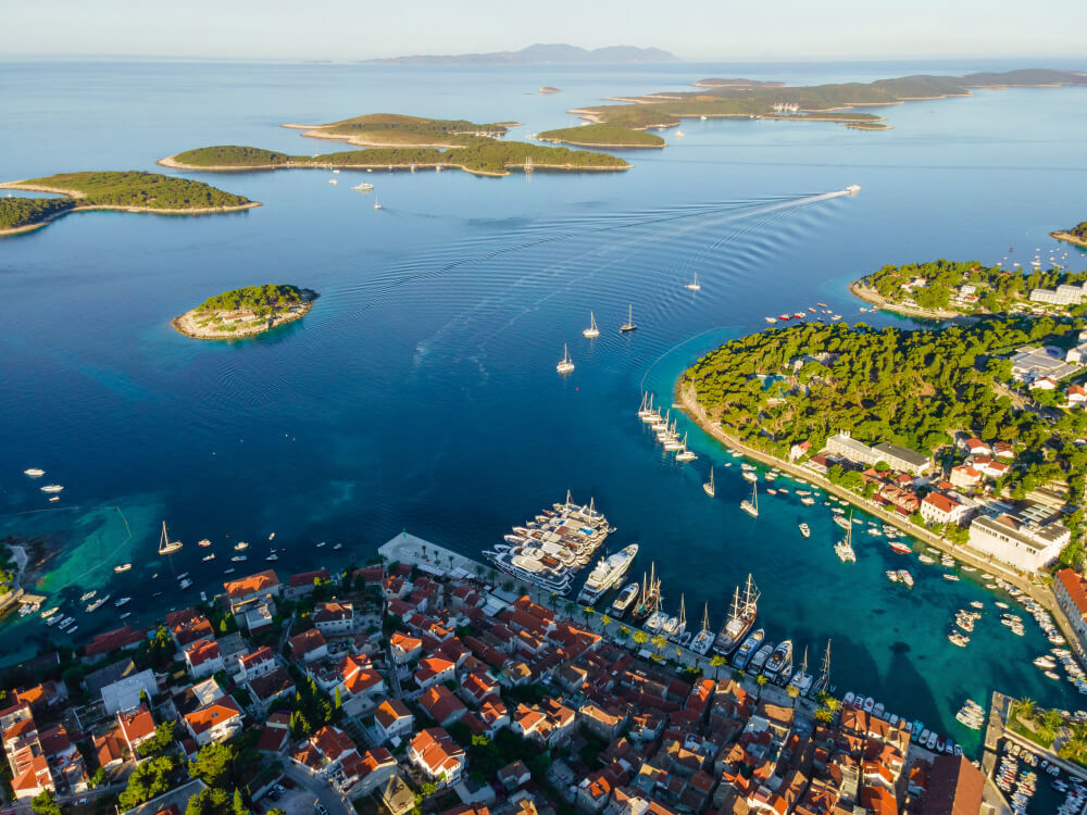 Wyspa Hvar - Miejsca, które warto odwiedzić w Chorwacji